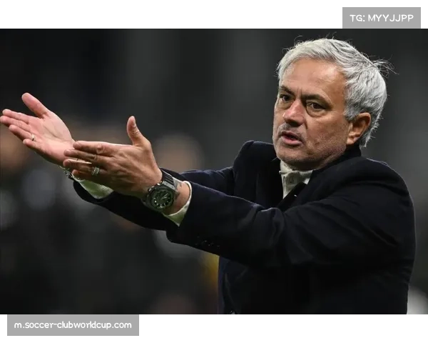 英超战术演变史：从穆里尼奥转换进攻到瓜迪奥拉四中卫体系